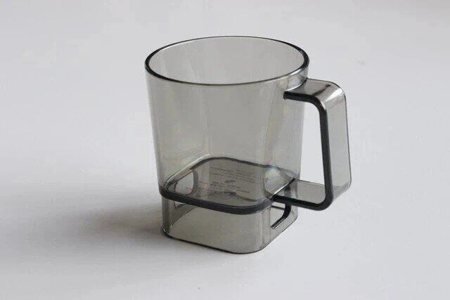 ダイソー 歯ブラシ立て 水切れコップ