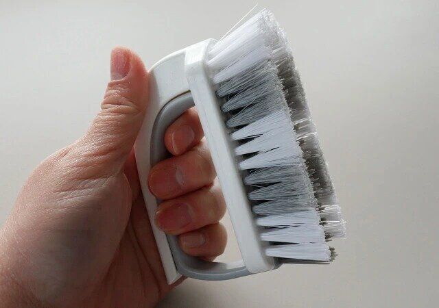 ダイソー 2WAYブラシ 泡もち