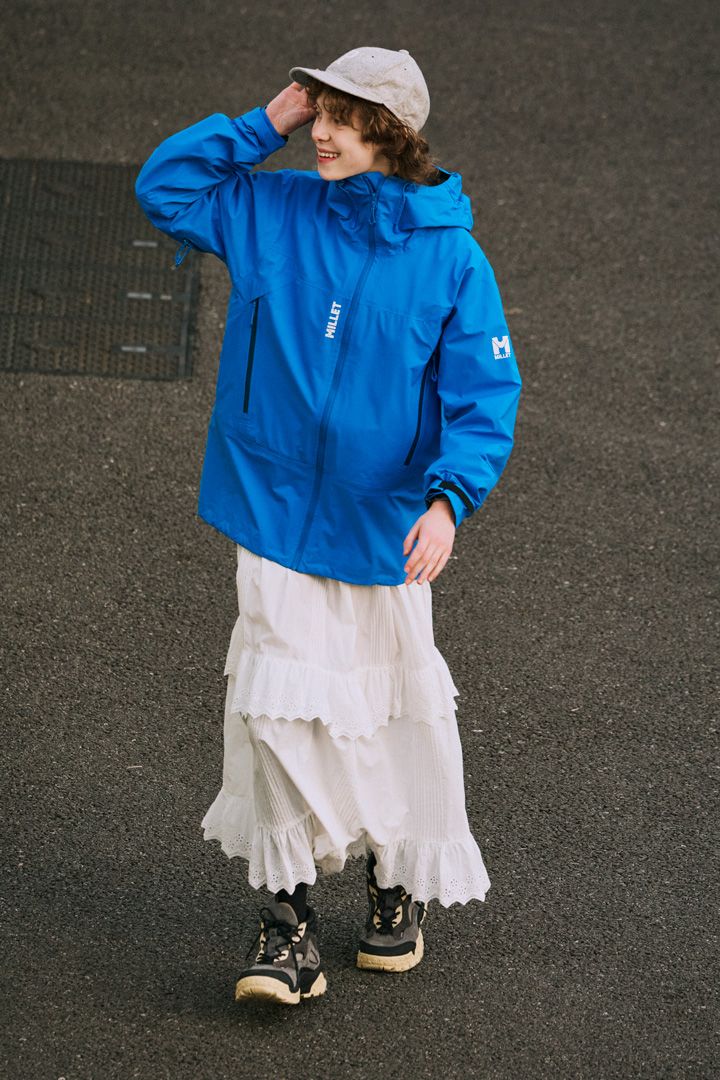 アウトドアなアウターとレディなスカートがベストマッチなコーデ【本日のFUDGE GIRL-2月25日】