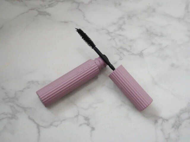 40代の目元におすすめのマスカラ ファシオ まつぱ級フィルムマスカラ ブラック