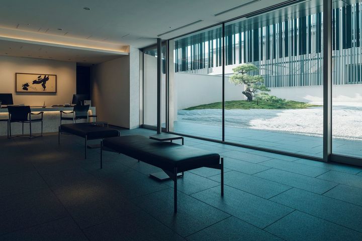 デザインコンセプトは「間と余白」。シンプルなデザインの中に奥行きや深さを感じる。