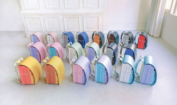 耐性牛革バイカラーランドセル 各￥73,700／羽倉ランドセル