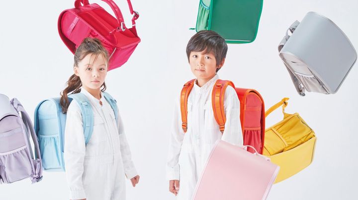 エアラン 各￥88,000／ファミリア