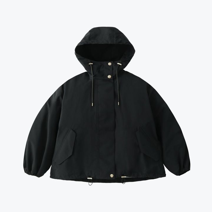 画像: 「RAINTEC SKYE PARKA SHORT」￥107,800 出典：マッキントッシュ