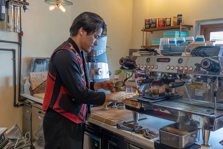 オーナーでバリスタの城間さん