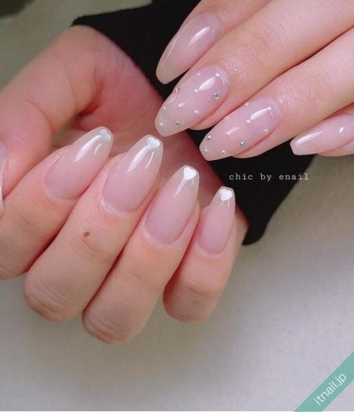 chic by enailが投稿したネイルデザイン [photoid:I0124241] via Itnail Design (747330)
