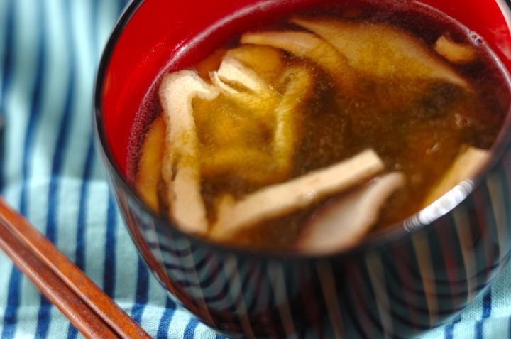 とろろ昆布入りショウガ汁