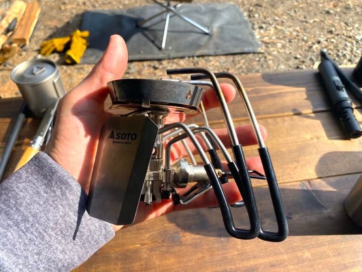 上級キャンパーが厳選！ソロキャンプにおすすめのバーナー3選