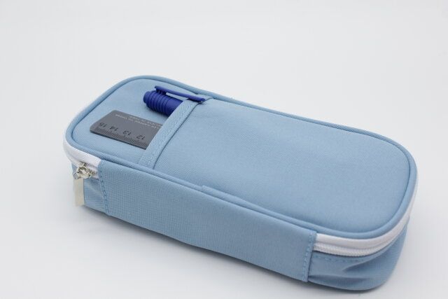 ペンケース（大容量、2ポケット） 外ポケット