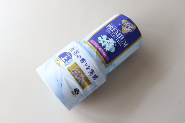 ダイソーのお得なお部屋のスッキーリ！Sukki-ri！ プレミアムコレクション ソープ&リリーの香り