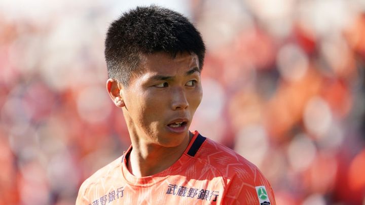 Jリーグ大躍進チームの27歳MF、「人生の目標」だった欧州挑戦が決定！移籍先はブルガリア1部リーグ