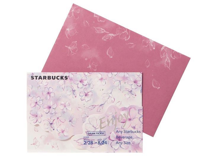 「SAKURA2025ビバレッジカードパープル」750円 【ドリンク引き換え有効期間】2025年2月28日（金）〜2025年8月24日（日） 【ドリンク交換チケット】 700円（店内利用）、687円（持ち帰り）までのドリンクと交換可能
