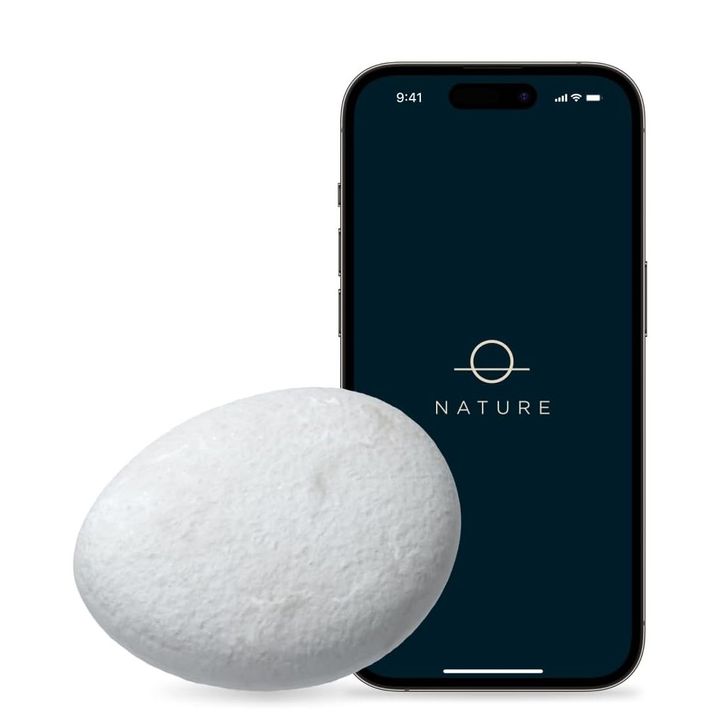 スマートリモコン「Nature Remo Lapis」／￥7,980