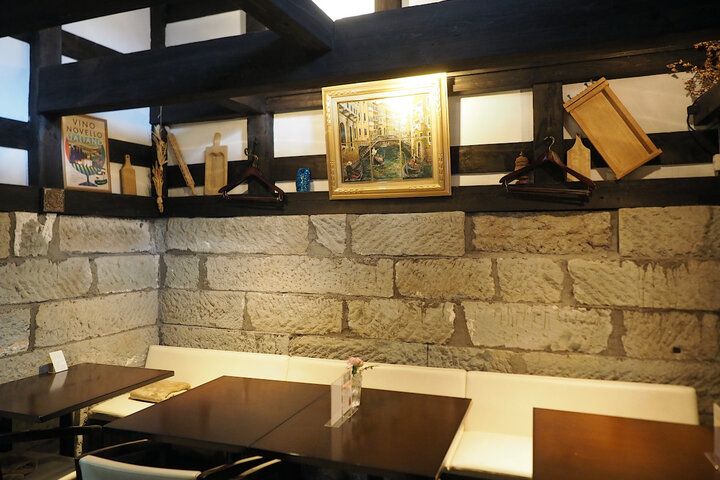 築150年以上のレトロな蔵をリノベ♪ 伊豆・河津町の海岸沿いに佇む「アンティカ トラットリア ダルピラータ」で絶品ランチ