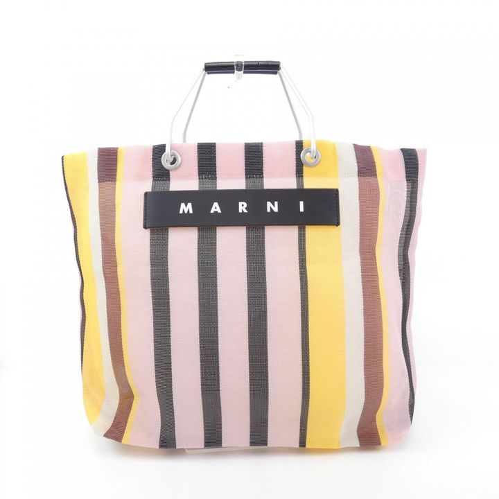 マルニのマーケットバッグ