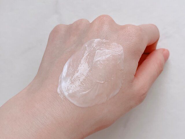 エスネイチャー アクアスクワランクリーム 手の甲に付ける