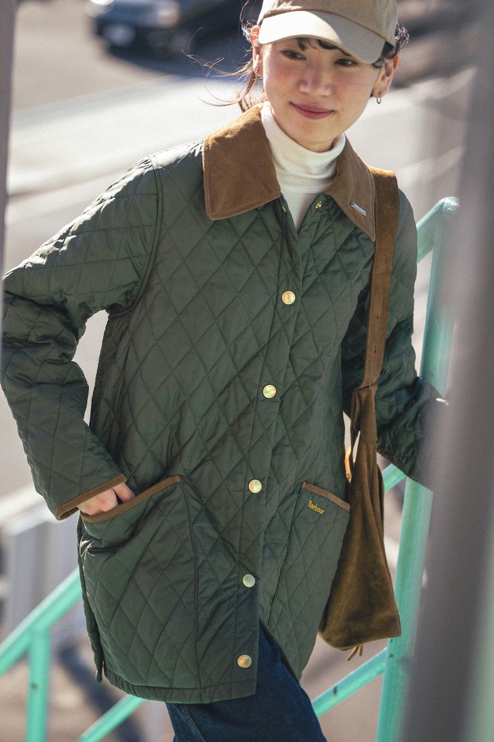 デニム×革靴コーデ。《Barbour》のジャケットを合わせておじさん風に【FUDGE FRIEND おしゃれさんの毎日コーディネート vol.502｜UMI】