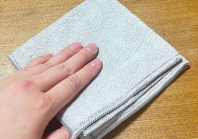 ダイソー 抗菌糸で編んだマイクロファイバーふきん 2枚 使用例