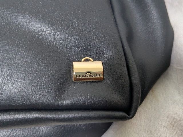 レザー調キルティングトート飾り鋲