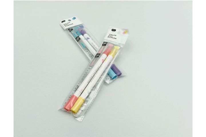 蛍光カラードットマーカー／￥110（税込み）