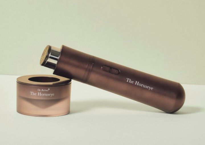 A. GLOBAL ザ·ホルスアイ