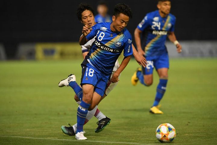 「彼がJ1へ行ったら普通にやれる」Jリーガーが注目するJ3で格の違いを見せ続ける実力者とは