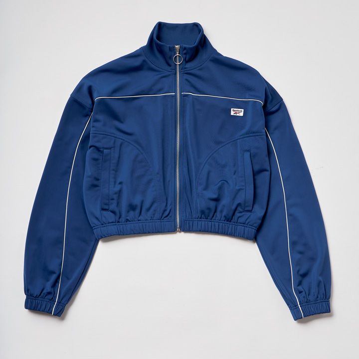 いつもの装いに取り入れるだけで即垢抜け！ジャージ素材のコーデ＆アイテム