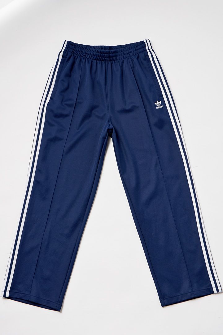 いつもの装いに取り入れるだけで即垢抜け！ジャージ素材のコーデ＆アイテム