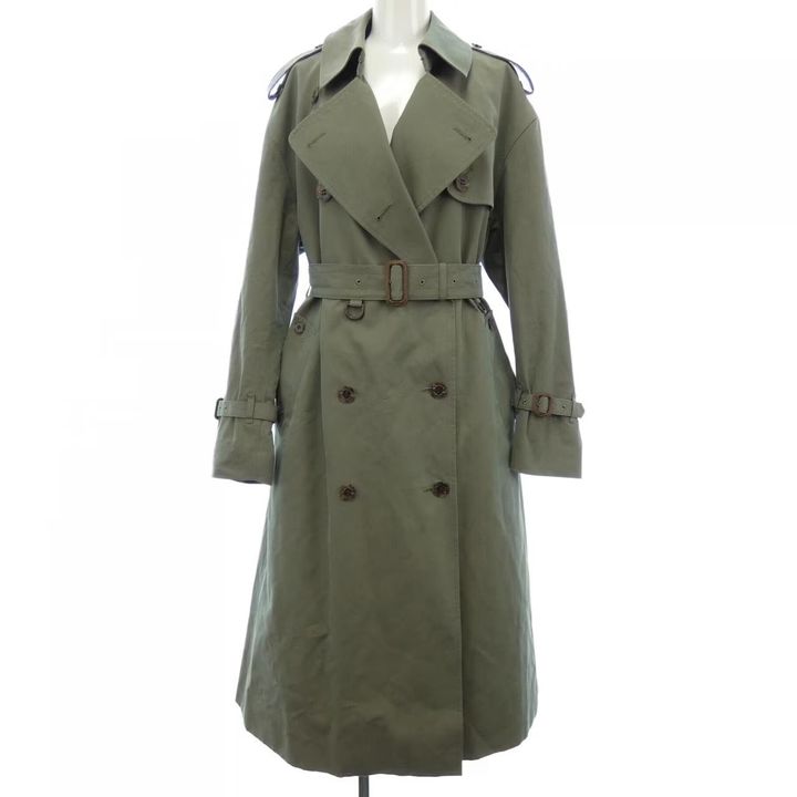 アクアスキュータムのトレンチコート