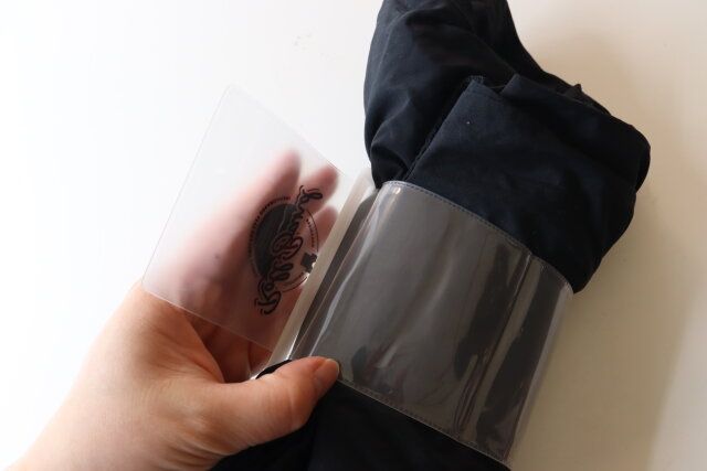 衣類整理ロールバンド 巻く