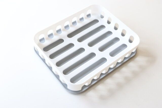 セリア ミニ水切りかご トレー付