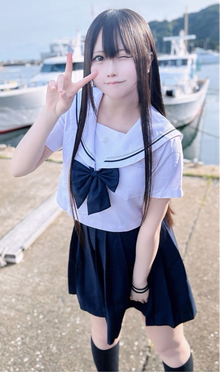 美女　コスプ その色っぽさ、超危険…『アイドル級コスプレ美女』純白の美肌あらわな“戦うメイド”姿がたまらない | TRILL【トリル】