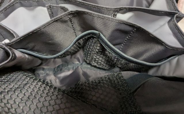 仕切りポケット2