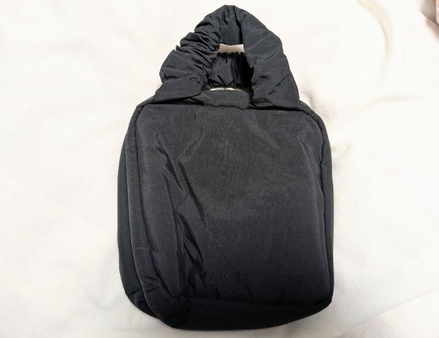 ブラック・全体