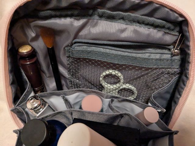 コスメ収納した状態2