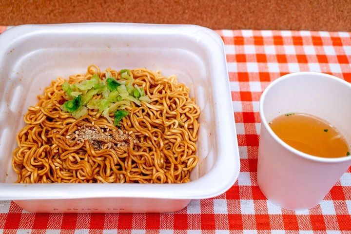 「やきそば弁当 オホーツクほたてバター醤油味」完成