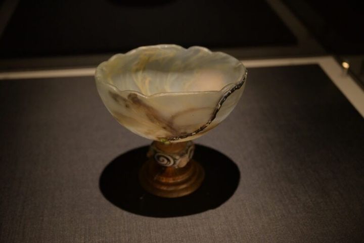 脚付杯「蜻蛉」エミール・ガレ 1903〜04年 サントリー美術館