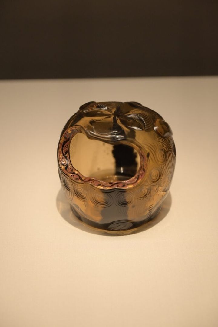 獅子頭「日本の怪獣の頭」エミール・ガレ 1876〜84年 国立工芸館