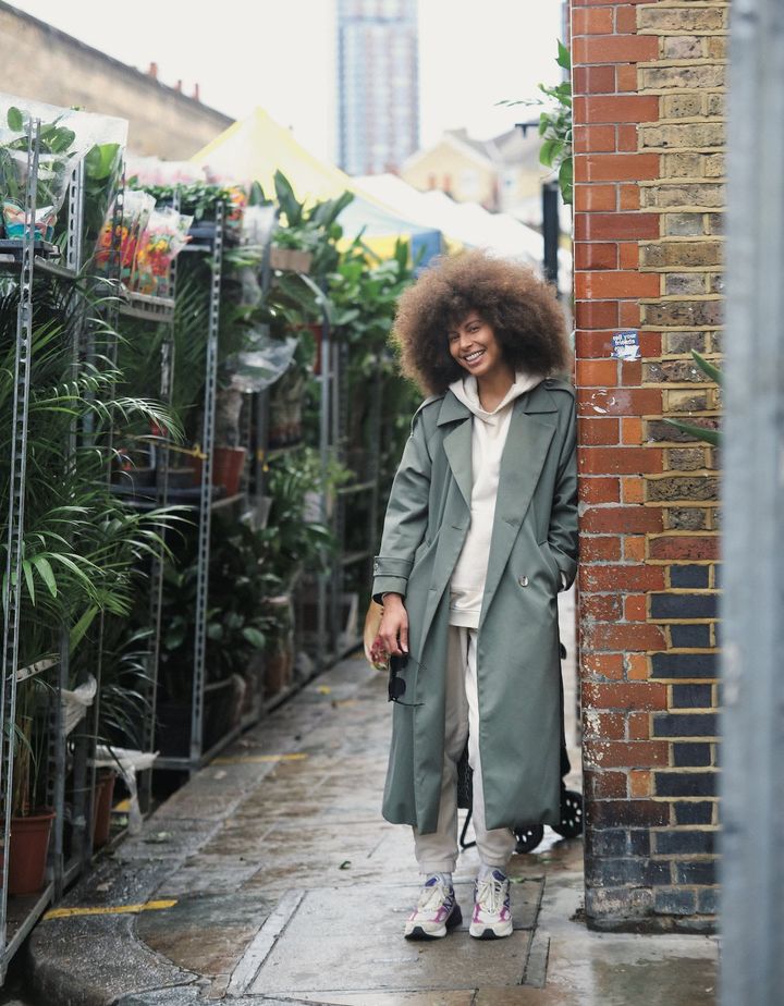 【3月の服装は？】上旬・中旬・下旬別のお手本コーデ10選／2025年最新版