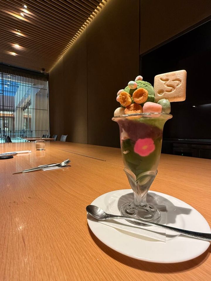 カフェ 加賀麩不室屋（サントリー美術館内）