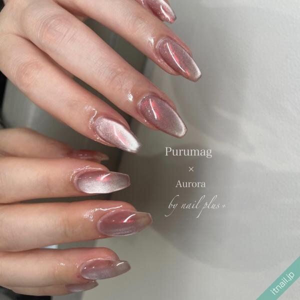 nail PLUS+が投稿したネイルデザイン [photoid:I0130107] via Itnail Design (747472)