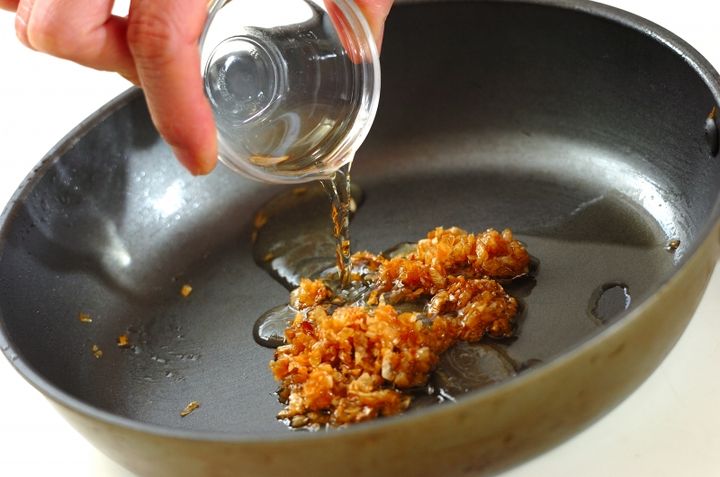 蒸しキャベツの焦がしネギソースの作り方3