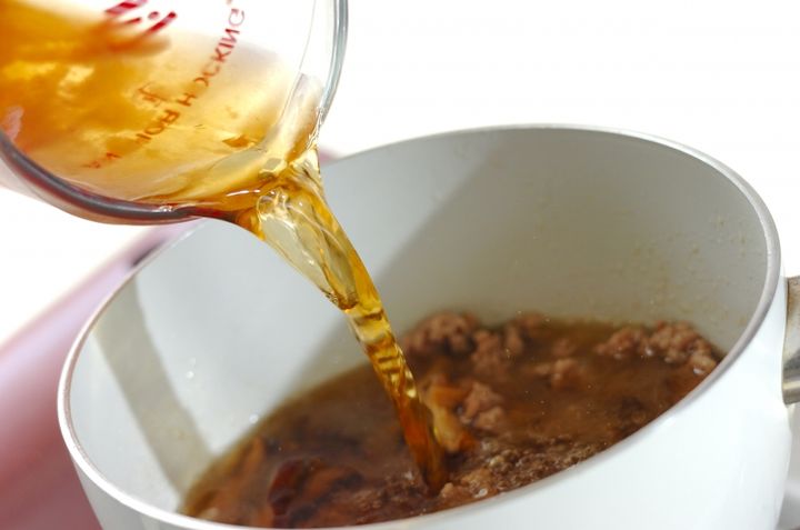 豚ひき肉とモヤシのスープの作り方2