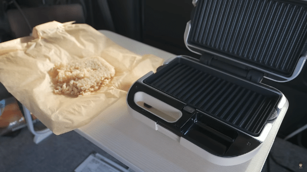 車中泊に超便利！料理の幅が広がるホットサンドメーカーが有能すぎた