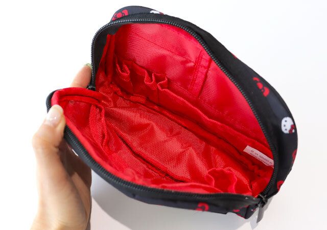 宝島社オトナミューズ4月号のアルティザン・アンド・アーティストとハローキティのコスメポーチ付録4