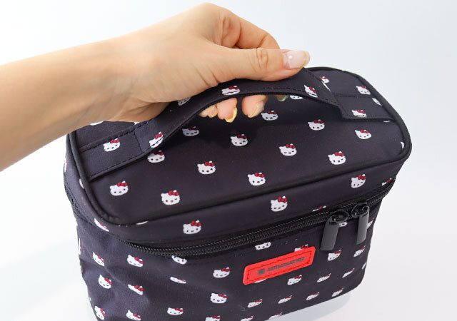 宝島社オトナミューズ4月号のアルティザン・アンド・アーティストとハローキティのトールバニティ付録4