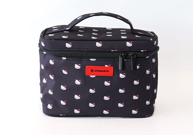 宝島社オトナミューズ4月号のアルティザン・アンド・アーティストとハローキティのトールバニティ付録2