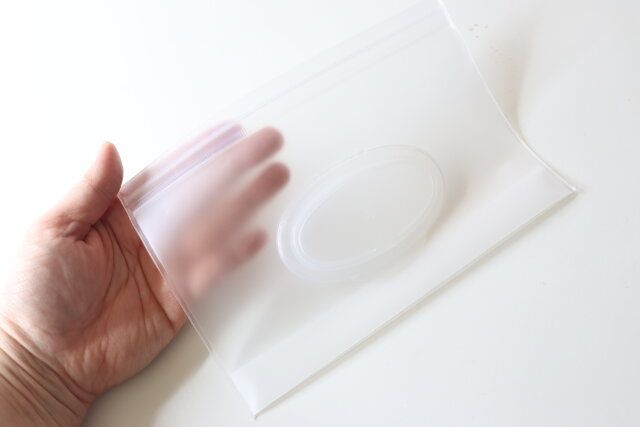 セリアのリピ買いしてるフタ付ウェットシートケース クリア M