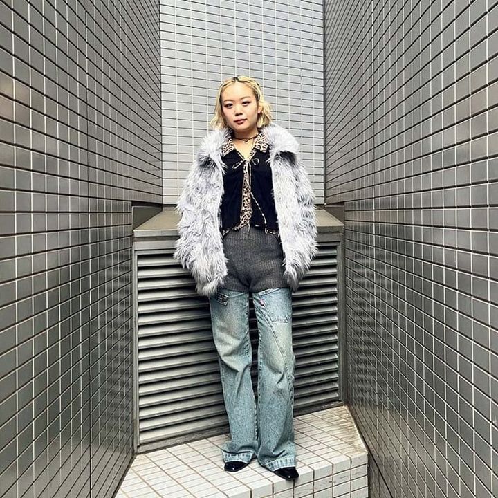 【SNAP】レオパード×ブラック×デニムのY2K強めルック！ 本田恵莉子さん