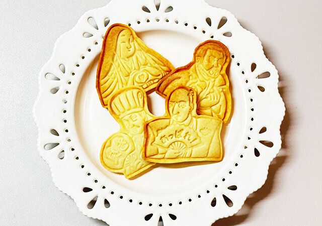 セリアの推し活できるクッキー抜き型 2P オタクな偉人